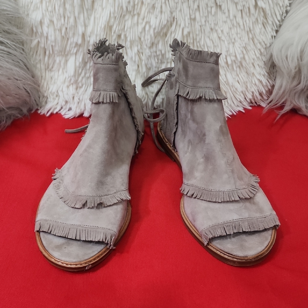 Gray Silent D Women's Sandals